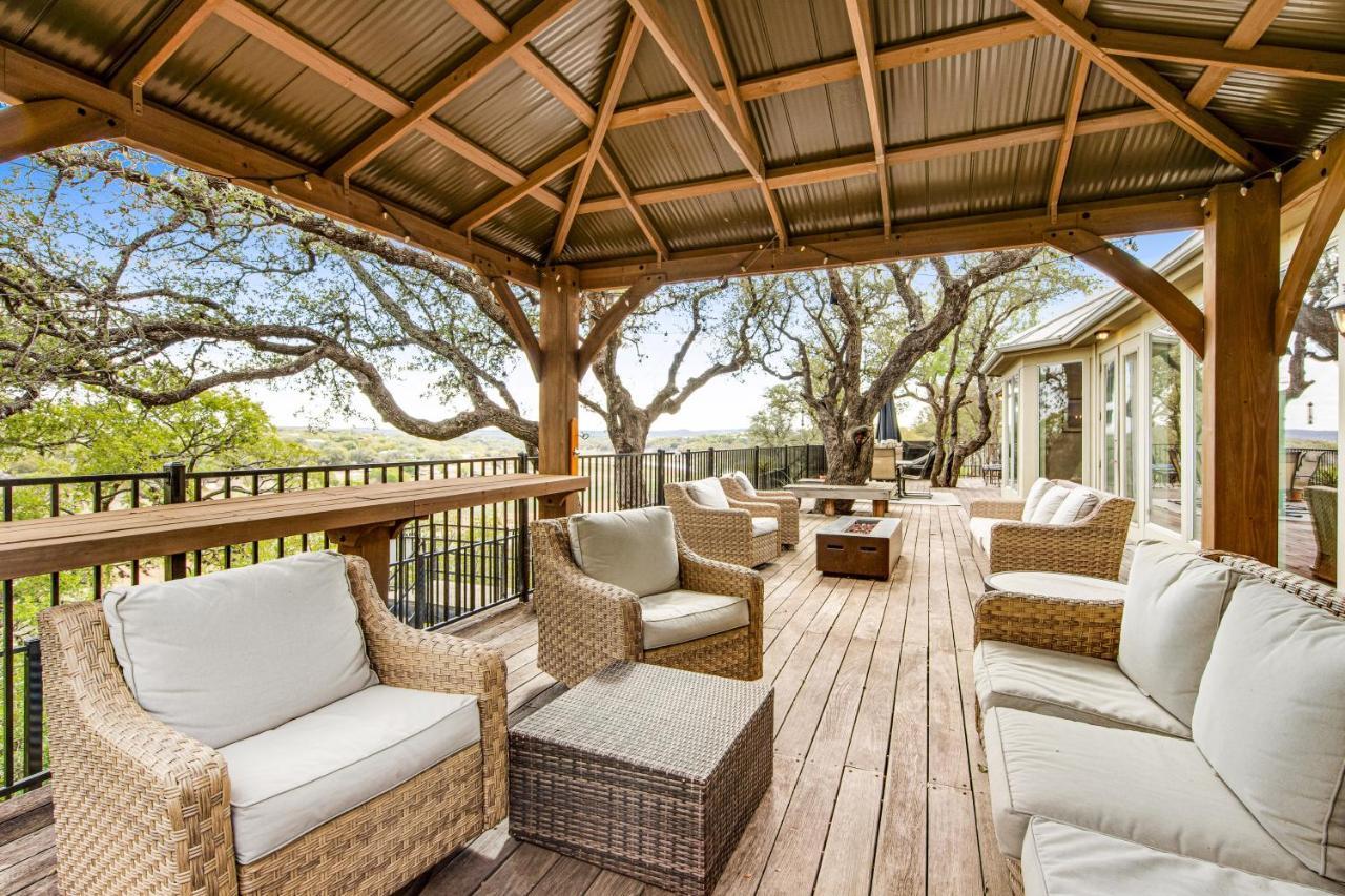 Cliff Side Oasis Villa Spicewood Eksteriør billede